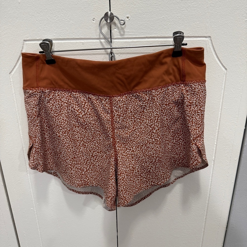 Athleta Orange Run With It 3.5" Short